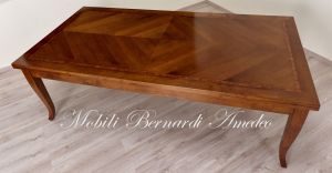 Tavolo allungabile grande in stile classico realizzato artigianalmente in legno di noce